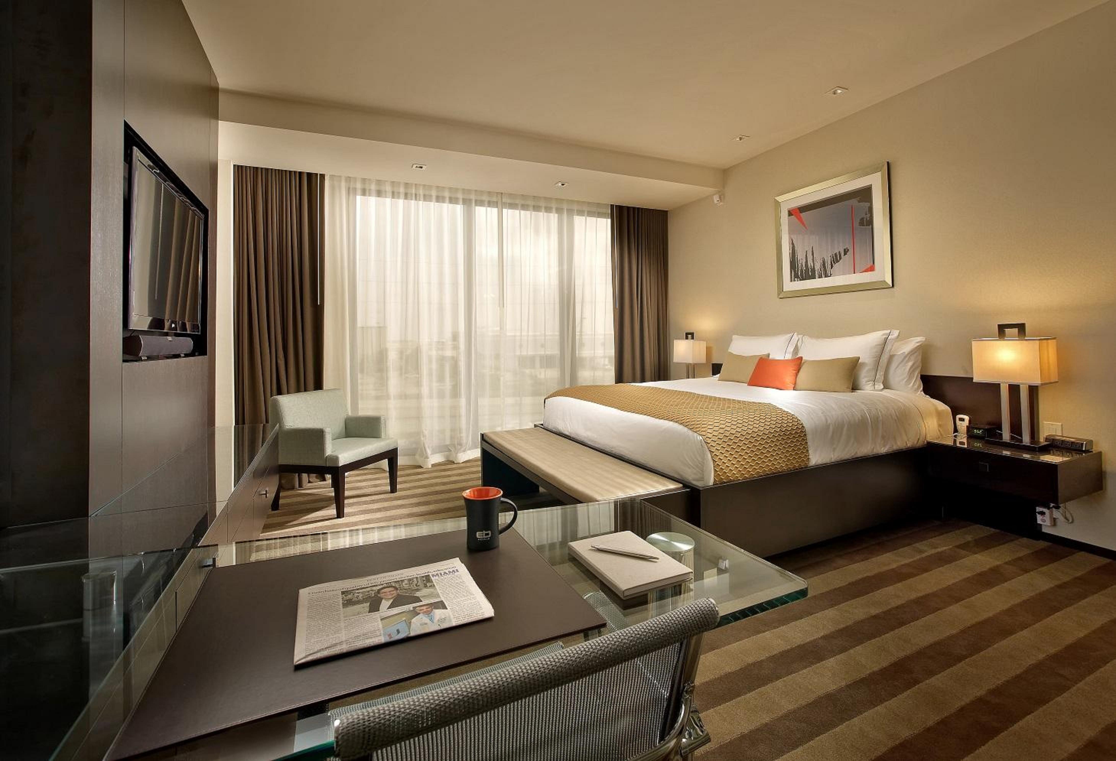 โรงแรมอีบี ไมอามี แอร์พอร์ต Miami Springs ภายนอก รูปภาพ