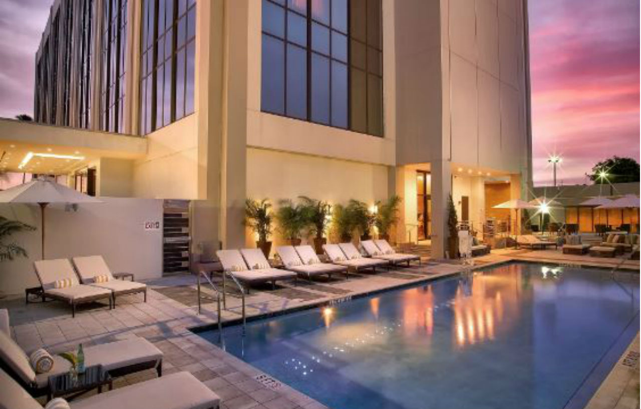 โรงแรมอีบี ไมอามี แอร์พอร์ต Miami Springs ภายนอก รูปภาพ
